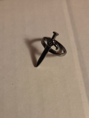 Black/Grey Sword Ring - Modern Minimalist Style